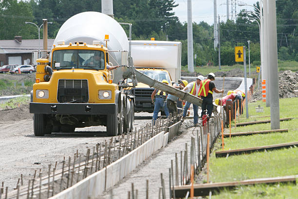 Best Concrete Driveway Installation in Crestwood, MO